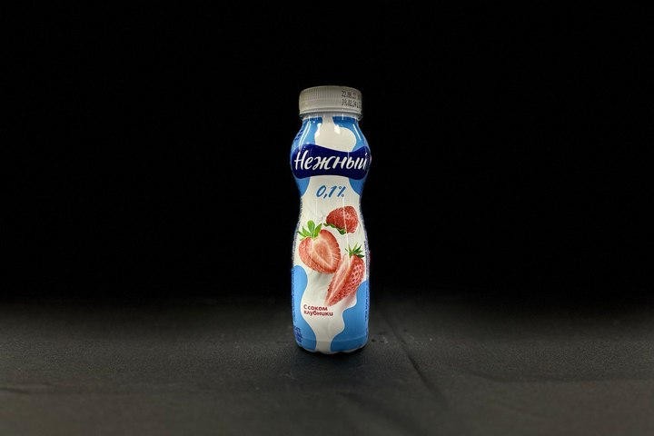 Йогурт с соком клубники 0,1%